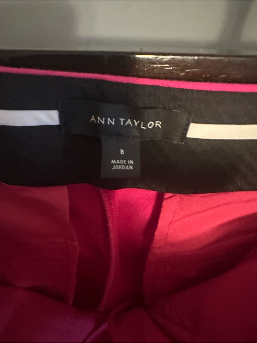 Ann Taylor Pink Tailored Bermuda pants 8